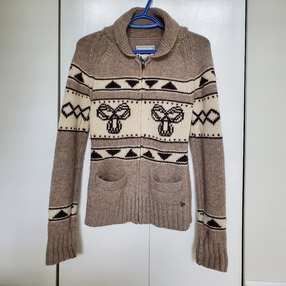 Aritzia wool sweater